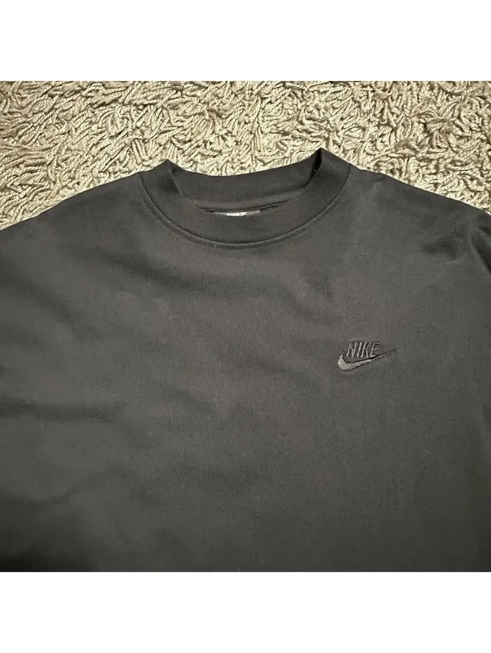 Nike Black Embroidered Lightweight Cropped Women's Crewneck Size XL